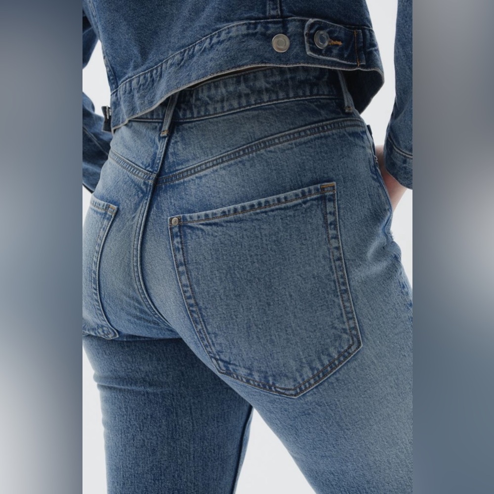 H&M Highrise Bootcut Flare Jeans size US 6